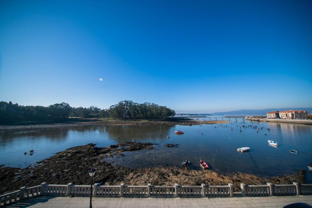 Apartamento Centrico Con Vistas Al Mar Vilanova de Arousa Exterior foto